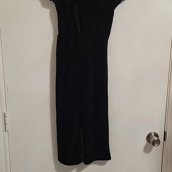 New With Tag Girls Black Size 7 One Piece Romper Short Sleeve Bow Velor Soft - Picture 4 of 10